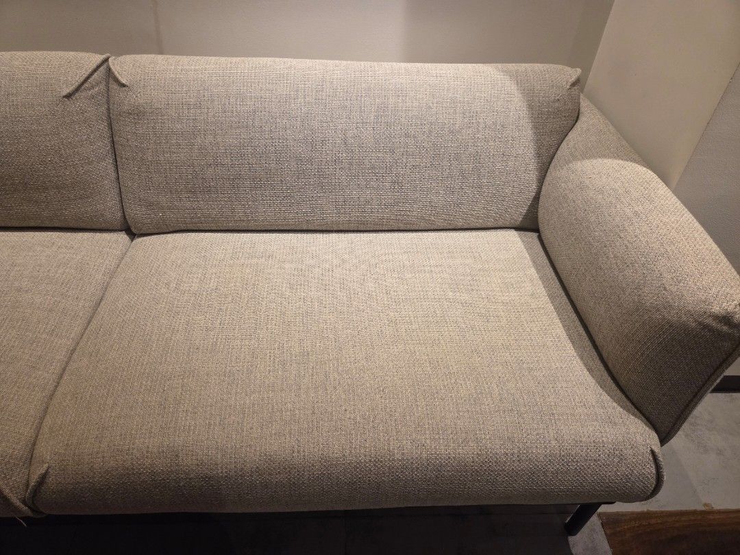 IKEA Applaryd 3 Seater Sofa (Category: Sofas) located in Manila. Submitted by acraftnine (Listing ID 1437558834, Image 3). Description: FULL DETAILS (Please check the last 3 photos) No damage. This is a pre-owned sofa that is about one year old, so minor signs of normal use may be present or light dirt, but overall it has been well maintained and is in good condition. NO BUGS! ‼️HINDI KASAMA YUNG PILLOWS Bought: Mid 2025 RFS: Dumating na sa Pinas