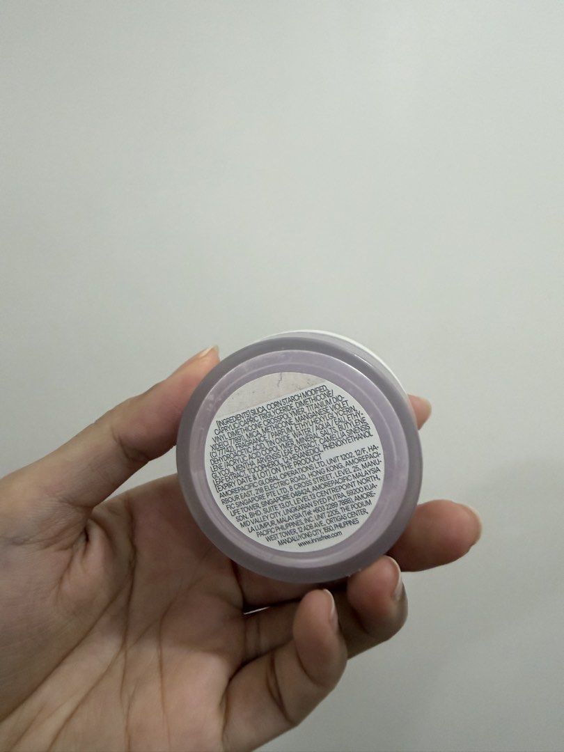 Innisfree powder (Category: Makeup) located in Quezon City. Submitted by destashingmycloset (Listing ID 1437411675, Image 2). Description: .