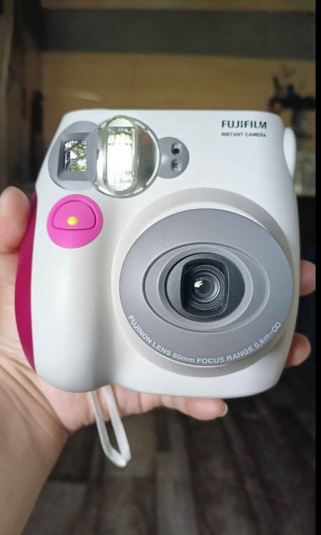 INSTAX MINI 7S (Category: Cameras) located in Caloocan City. Submitted by carengg_ (Listing ID 1437428375, Image 1). Description: Working Working Working Preloved Fujifilm Instax Mini 7s With free 9 Plain Films and 4x Alkaline Batteries Ready for Testing. Used only a few times (probably 5x only) Meet Up only so you can check the item. MANDALUYONG AREA ONLY. Rfs. BADLY NEED CASH.
