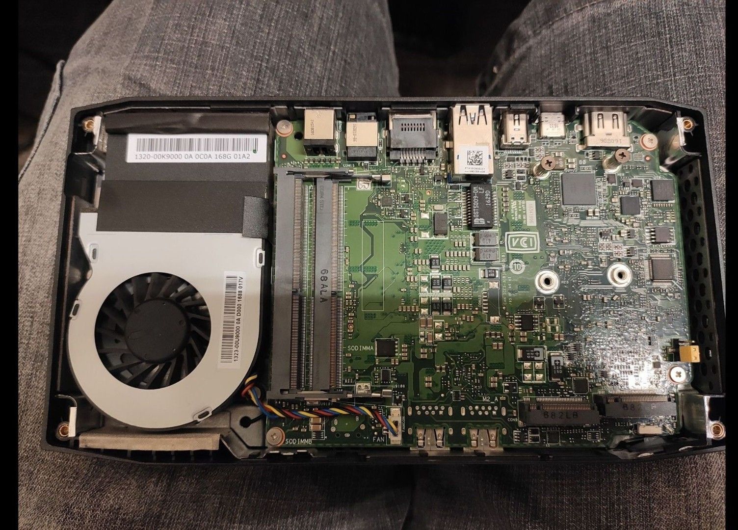 Intel NUC Skull Canyon Mini PC (READ Description)452256539712563201