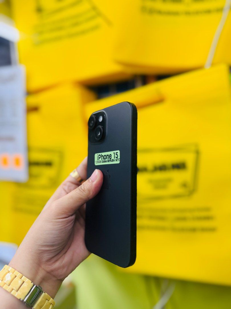 IpHone 15 128GB Globelocked 88BH NTC approved no issues (Category: iPhone 15 Series) located in San Juan City. Submitted by najihahtelecomshop2018 (Listing ID 1437564755, Image 2). Description: Legit Store | Original unit FOR SALE | TRADE / SWAP ▫️INSTALLMENT thru: 🔸Credit Card (straight / installment) 🔸Ggives / Gcredit + 6% interest 🔸Spay Later + 6% interest (RFS: Buy and Sell any kinds of Gadgets) Description: iPhone 15 128GB ( other GB are 