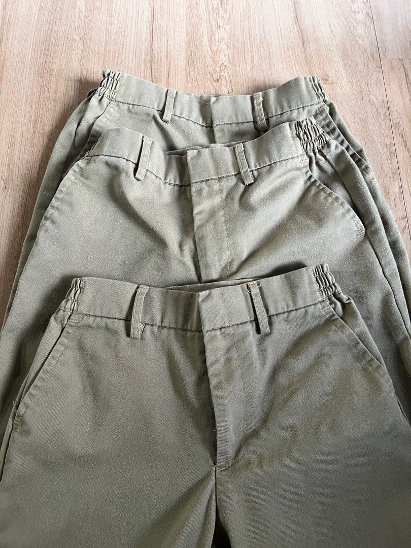 Kahki Pants for Boys Uniform (Category: Babies & Kids Fashion) located in Pasig City. Submitted by grndhub (Listing ID 1437504563, Image 3). Description: Declutterring 3pcs Kahki Pants School Uniform for Boys Take all only Length: 33inches Waist: 24-25inches (stretchable) 2pcs good condition 1pc with tear but can be repaired (as seen in picture) Good for 7-9 years old Pick up Pasig.