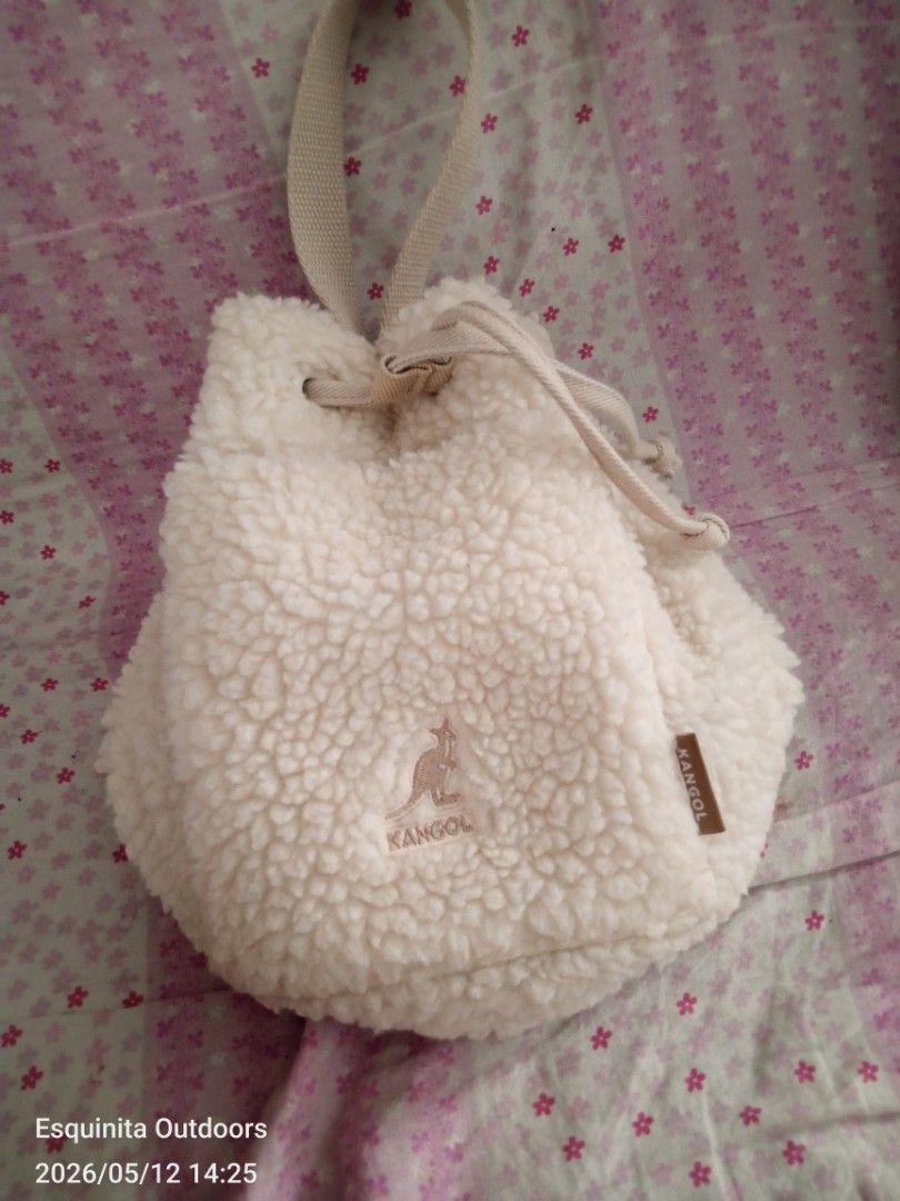 Kangol poodle III bucket bag (Category: Purses & Pouches) located in Cabuyao City. Submitted by khode025 (Listing ID 1437455614, Image 3). Description: Kangol poodle III bucket bag ivory color missing shoulder straps.
