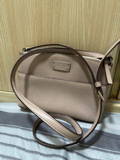 （分類：）位於 。 由 annchan977 提交（商品編號 1437558902，圖片 1）。簡介： 。