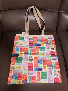 （分類：）位於 。 由 yellowbobb 提交（商品編號 1437442978，圖片 1）。簡介： 。