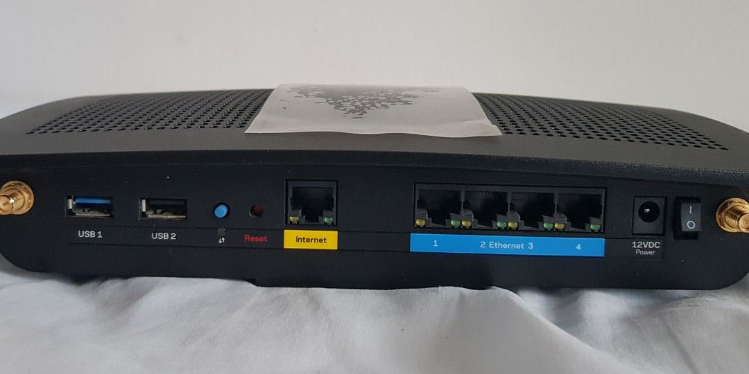 Linksys Router with Antennas EA8100452162321898557441
