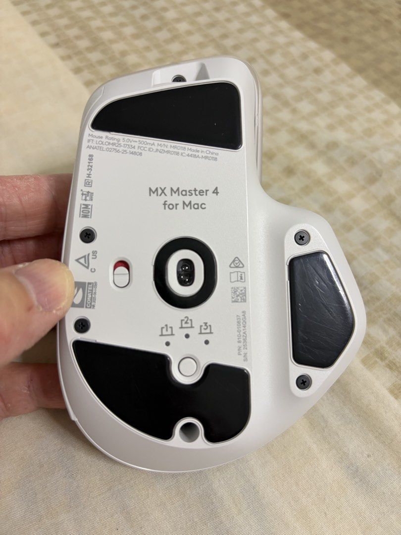 Logitech MX Master 4 for Mac White452264370970961921