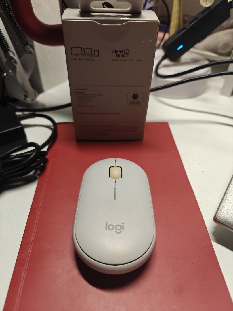 Logitech Pebble Mouse 2 M350s (Category: Mouse & Mousepads) located in Balanga. Submitted by einein (Listing ID 1437496556, Image 3). Description: - Logitech Pebble Mouse 2 M350s - Wireless Bluetooth mouse - Silent click technology - Minimalist white design - Part of the Logitech Studio Series.