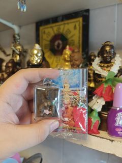 (Category: ) located in . Submitted by worldofamulets888 (Listing ID 1437449734, Image 1). Description: .