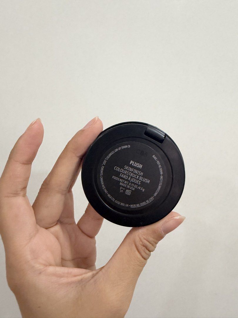 Mac blush plush (Category: Makeup) located in Quezon City. Submitted by destashingmycloset (Listing ID 1437412871, Image 2). Description: .