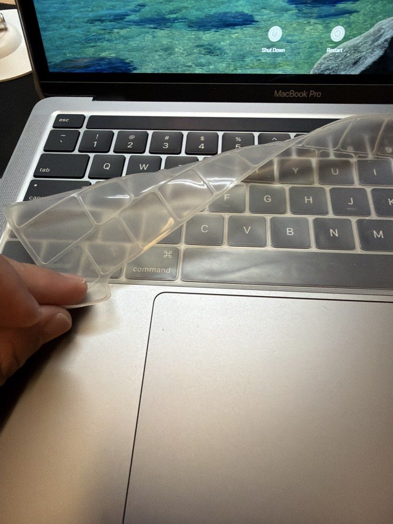 MacBook Pro452275685127639041