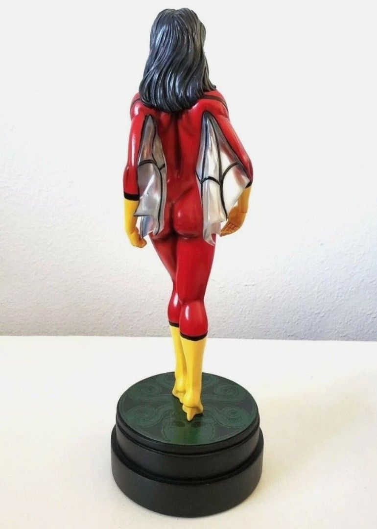 Marvel Spider-Woman Bowen Painted Statue (Category: Figurines & Statues) located in Taguig. Submitted by gowilliam.767 (Listing ID 1437566583, Image 3). Description: - Marvel Spider-Woman statue - Features Spider-Woman in her classic red and yellow costume - Statue is displayed on a circular base - Includes the original box - Perfect collectible for Marvel fans.