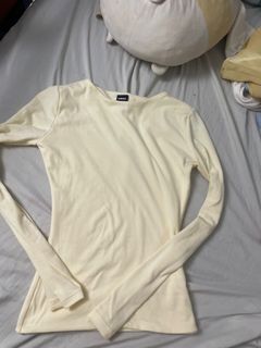 (Category: ) located in . Submitted by declutterandthrifts (Listing ID 1437537540, Image 1). Description: .