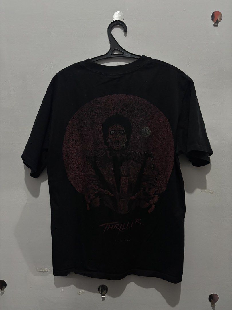 MICHAEL JACKSON T-shirt (YOUNG GUNS) (Category: Tshirts & Polo Shirts ) located in Valenzuela. Submitted by eightyythrift (Listing ID 1437574711, Image 1). Description: .
