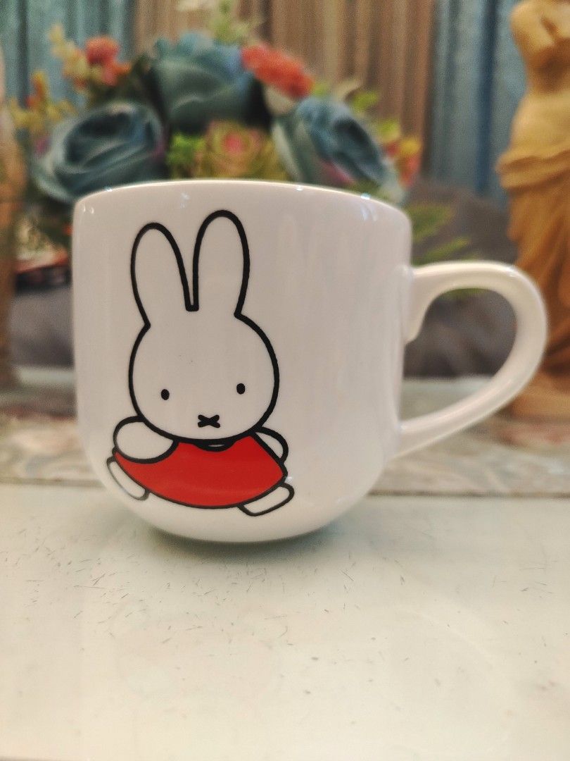 Miffy White Mug (Category: Coffee & Tea Tableware) located in San Fernando. Submitted by jpmarketplace2023 (Listing ID 1437552771, Image 2). Description: 💚 All items are authentic from Japan. 💛 MOP: GCash (❌️ GCash Protect) 🩵 MOD: LBC only (❌️ S. Checkout, COD, COP) 💙 Meet-up: Vista Mall, San Fernando, Pampanga 💜 All items are on-hand. 🧡 First to pay gets the item first. ❤️ Breakable items are packed with care and caution. Seller will not b