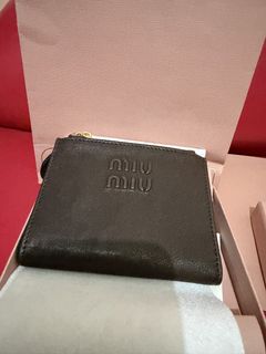 （分類：）位於 。 由 dana54957 提交（商品編號 1437415357，圖片 1）。簡介： 。