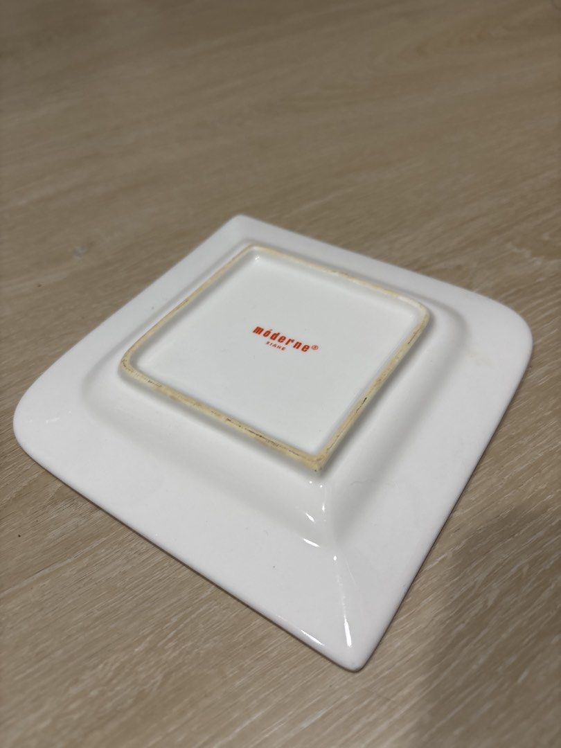 Moderna White Square Plate452220818231152641