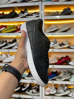 (Category: ) located in . Submitted by soletrip_footwear_trading (Listing ID 1437485450, Image 1). Description: .