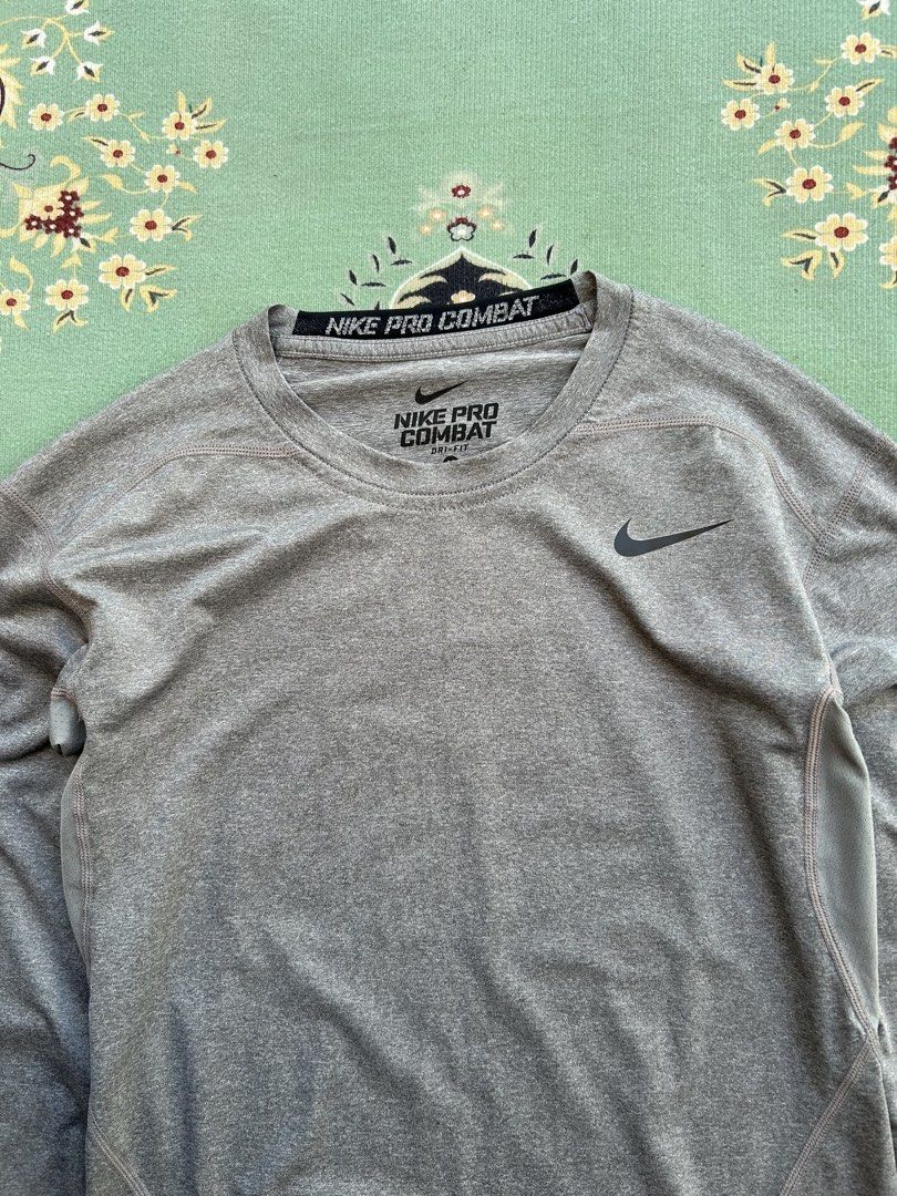 Nike Pro-Combat Compression LS (Category: Activewear) located in Angeles City. Submitted by outboxph (Listing ID 1437429900, Image 3). Description: CODE: KP25 N.i.k.e. Pro Combat Compression Dri-fit Longsleeves Authentic/Legit with tag and wash tag Size: Medium on tag Dimensions: 27L x 16W Sleeve Length: 21L Condition: 9/10 570 plus shipping fee.