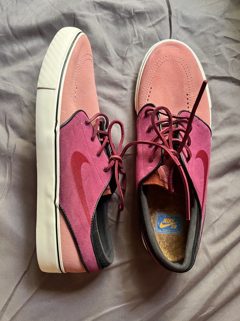 Nike SB Zoom Janoski OG+ (Category: Sneakers) located in Cebu City. Submitted by tasha.07 (Listing ID 1437552988, Image 1). Description: - Nike SB Zoom Janoski RM sneakers - US size 11 - Pink and burgundy suede upper - Zoom Air unit for cushioning - Vulcanized construction for board feel - Durable rubber outsole - Classic low-profile design.