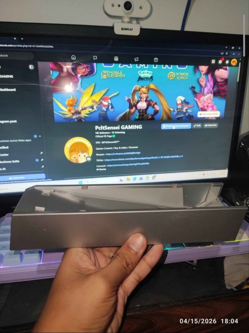 Nintendo Wii Stand (Category: Cases & Covers) located in Manila. Submitted by pcltasenseigaming (Listing ID 1437481257, Image 1). Description: Nintendo Wii Stand Negotiable ✅ Condition : Good Condition Working Location : North Caloocan, Bagong Silang Payment Method : Cash / Gcash Shipping : Lalamove / Grab / LBC ETC.