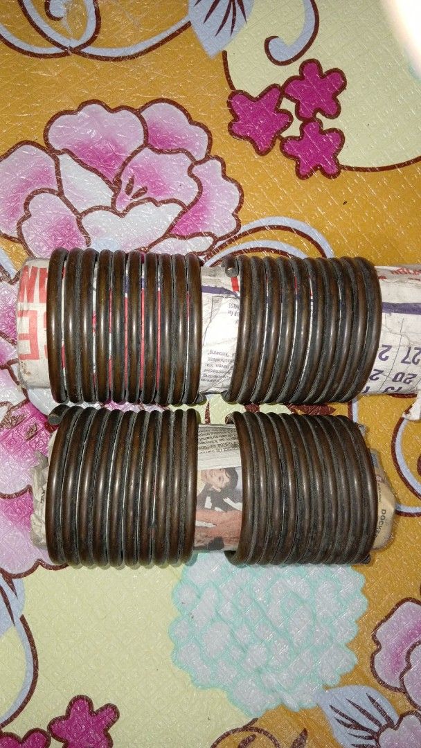 Old ifugao,bontoc brass armbands (Category: Bracelets) located in Cabuyao City. Submitted by happyowl.4d8c6e (Listing ID 1437552798, Image 2). Description: this is ifugao or bontoc,kankanaey brass paddung or giniling used as armband used only by kadangyan class or elite class of every tribe in Cordillera.selling for 7k a pair..