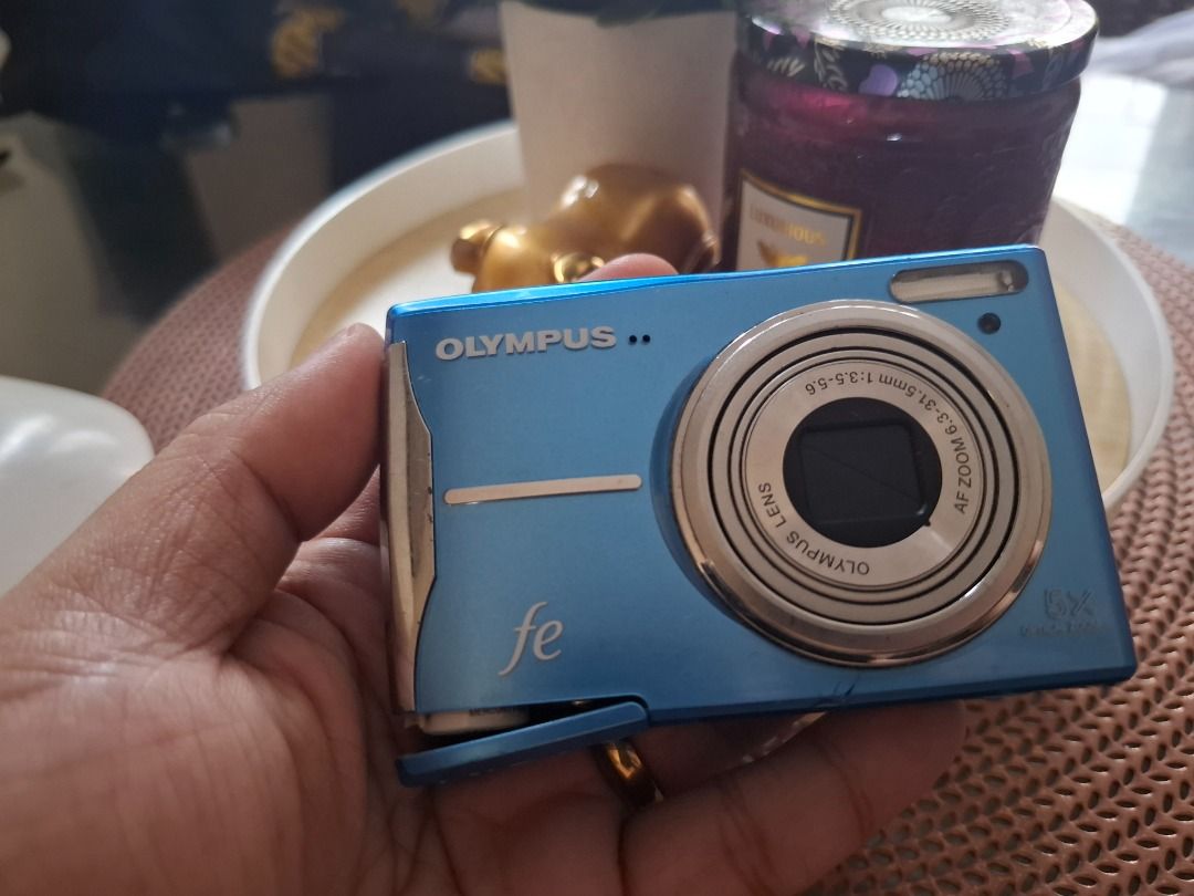 Olympus fe46 12Megapixel (Category: Cameras) located in Caloocan City. Submitted by jatrix (Listing ID 1437567201, Image 3). Description: Working po yan lahat walang issue sa performance. Only issue lang po yun takit sa batery nabali yun clip. Kayo na lang bahala pagawa. With sdcard na din po yan. Pm lang po..