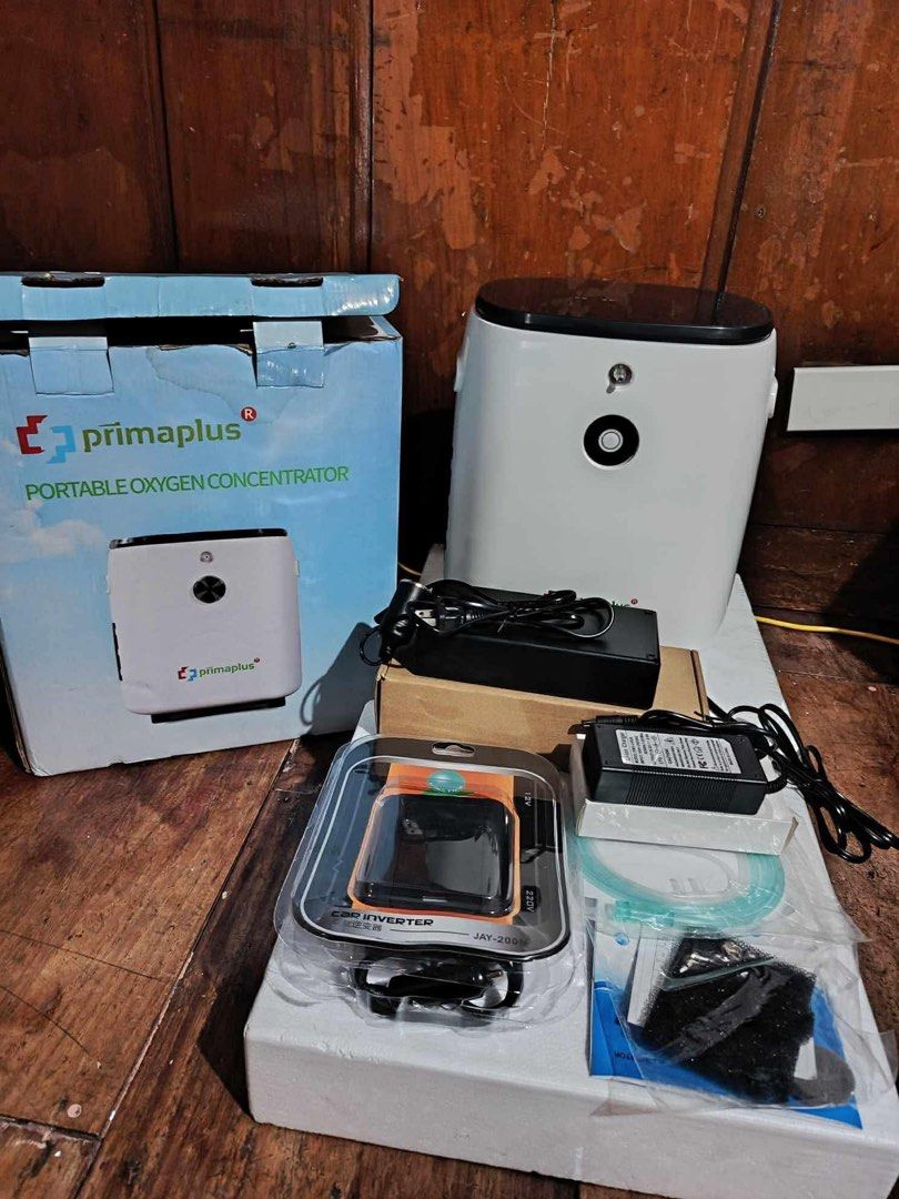 Oxygen Concentrator 1Liter Portable (Category: Medical Supplies & Tools) located in Quezon City. Submitted by indaytals (Listing ID 1437506884, Image 1). Description: Brandnew Onhand 1year warranty.