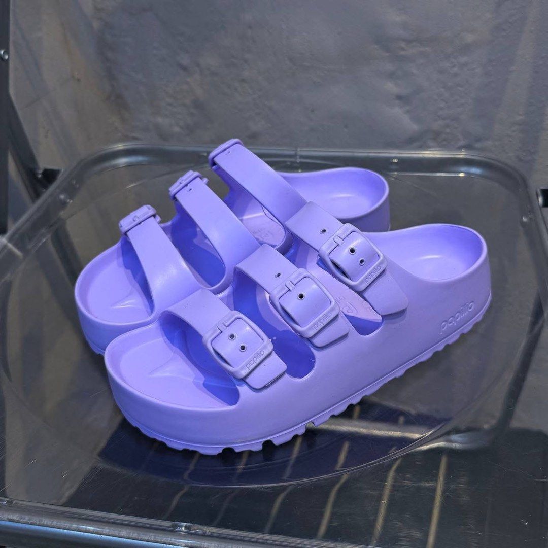 PAPILLO BY BIRKS EVA ORIGINAL (Category: Slippers and slides) located in Manila. Submitted by justria (Listing ID 1437546534, Image 1). Description: sizes 36-39.
