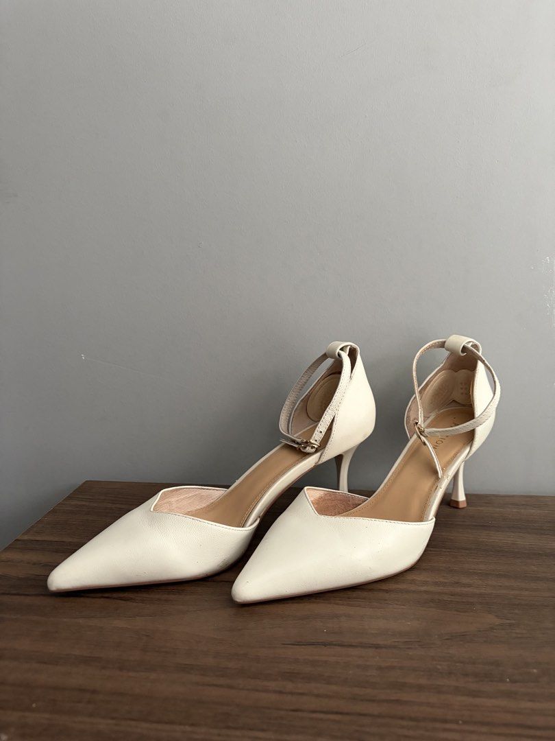 Pazzion heels (Category: Heels) located in Singapore. Submitted by _finsss (Listing ID 1437528672, Image 1). Description: worn twice only. self collect at Tampines North.