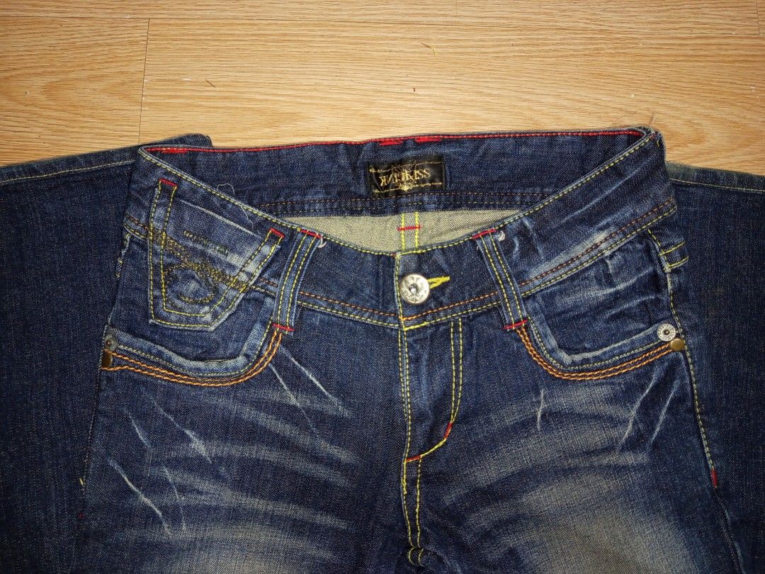 PINK KISS Y2K FLARED PANTS (Category: Jeans) located in Caloocan City. Submitted by lalillypetals (Listing ID 1437414154, Image 3). Description: waist 27 length 39.5.