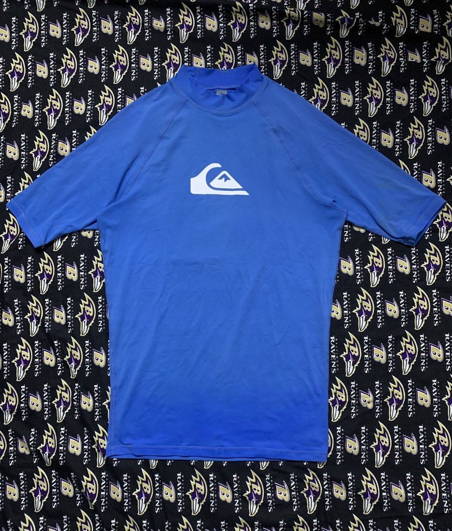 QUICK SILVER (Category: Activewear) located in Manila. Submitted by hesoyam_later (Listing ID 1437444773, Image 1). Description: DIMES 19x28 stretchable to 21 Excellent issue needwash color rate 9.5 loc. Malabon city 450 + shipping fee .