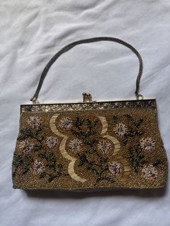 (Category: ) located in . Submitted by flees.thrift10 (Listing ID 1437443634, Image 1). Description: .