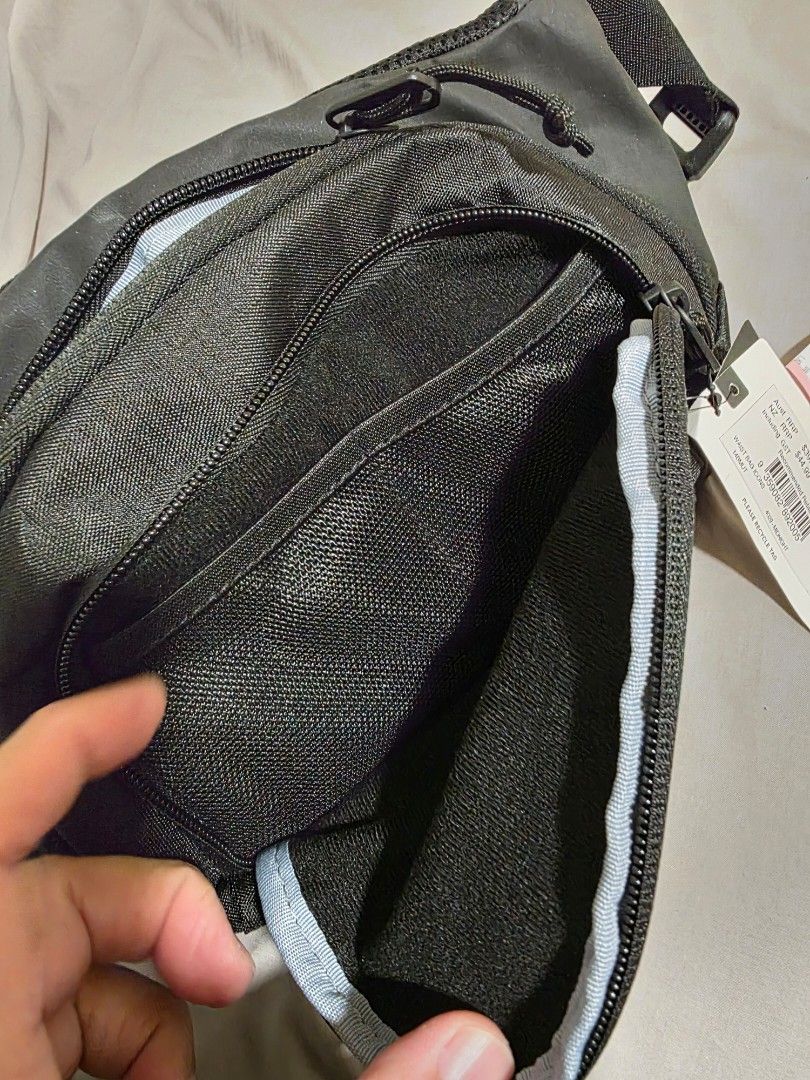 Rip Curl Waist Bag (Category: Belt bags, Clutches and Pouches) located in Makati City. Submitted by chris_angle (Listing ID 1437408006, Image 2). Description: Brand new Rip Curl waist bag - Main compartment for storage - Multiple internal pockets for organization - Adjustable strap for a comfortable fit - Secure buckle closure - Stylish black color - Features the iconic Rip Curl logo - Breathable mesh back panel - Comes with original tags attache