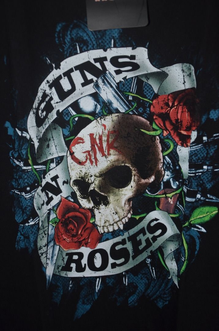 Rock Yeah Guns N Roses Band Tshirt (Category: Tshirts & Polo Shirts ) located in General Trias. Submitted by frenchom (Listing ID 1437524541, Image 3). Description: My Dear Shopper: Before making an offer or ask any questions, you must read all the description below and view all the photos uploaded to make sure that it fits you Important Note: If you like the item, check your budget and make an offer regardless if it is too low or not. I will res