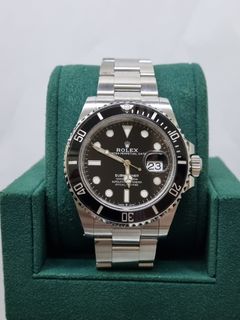 (Category: ) located in . Submitted by ngeehoewatches (Listing ID 1437514082, Image 1). Description: .