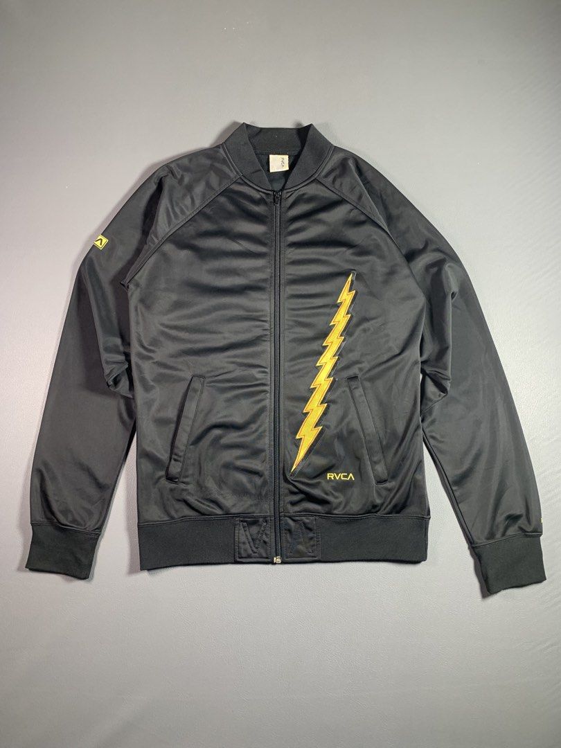 RVCA Leines Souvenir Jacket #7 (Category: Coats, Jackets and Outerwear) located in Mabalacat. Submitted by vtgmalan (Listing ID 1437533106, Image 2). Description: This is a black RVCA Leines Souvenir Jacket featuring embroidered artwork by artist Matt Leines Size: Medium Dimension Pit to Pit : 20.5 Inches Sleeve with Shoulder : 33 Inches Lenght : 28 Inches Condition : Excellent Condition Flaws : Minimal lints check the last photos.
