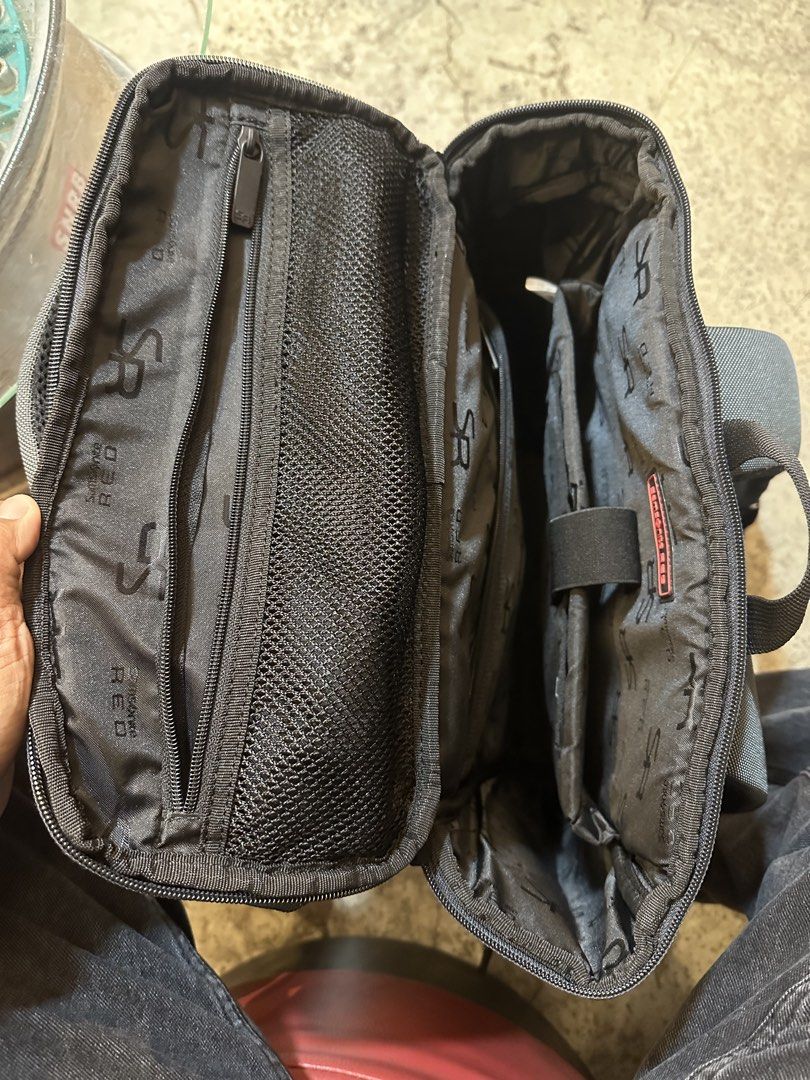 Samsonite Backpack (Category: Backpacks) located in Davao. Submitted by shang_fits (Listing ID 1437527828, Image 3). Description: .
