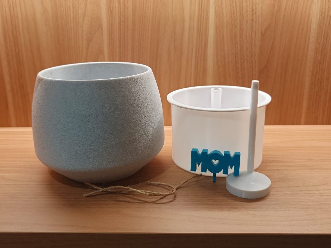 Self-watering pot (Perfect for Mother’s Day), Furniture & Home Living ...