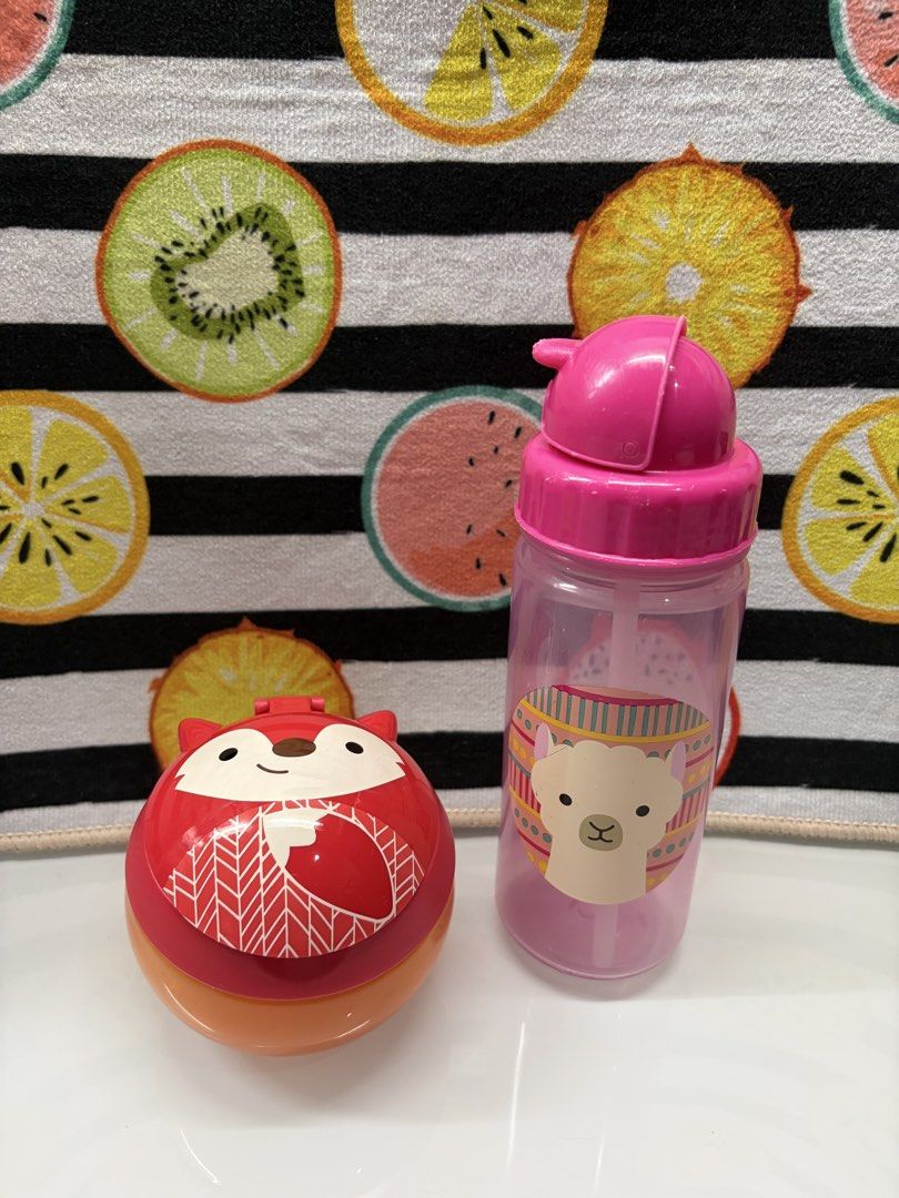 Skip hop tumbler snack box (Category: Weaning & Toddler Feeding) located in Manila. Submitted by thekidshop (Listing ID 1437515024, Image 1). Description: .
