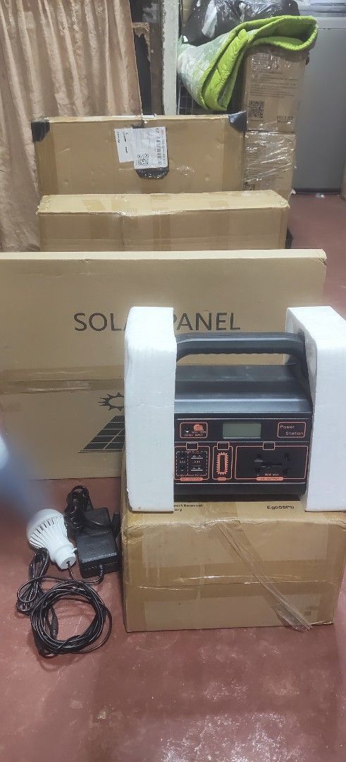 Solar Panel Generator Kit (Category: Construction Tools & Equipment) located in Malabon City. Submitted by granmerlencagayandeoro (Listing ID 1437580822, Image 1). Description: - Solar Generator Kit - Includes: Solar Panel, Power Station, LED Light with Charger - Power Station Features: Multiple Ports, Digital Display - Perfect for: Emergency Power, Outdoor Use - Items are in Original Boxes.