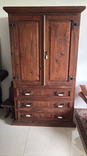 (Category: ) located in . Submitted by jli2026 (Listing ID 1437493329, Image 1). Description: .
