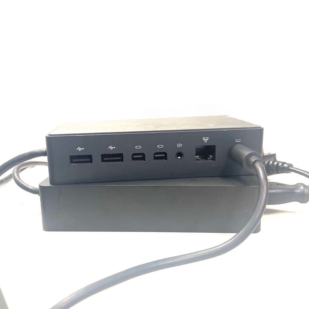 Surface Dock 1452141564686520320