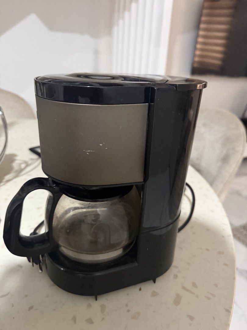 Tefal Delfini Mini Coffee Maker CM312DKR 4-6 Cups (Category: Coffee Machines & Makers) located in Rizal. Submitted by shopwithdikyu (Listing ID 1437504445, Image 1). Description: Tefal Delfini Mini Coffee Maker CM312DKR 4-6 Cups.