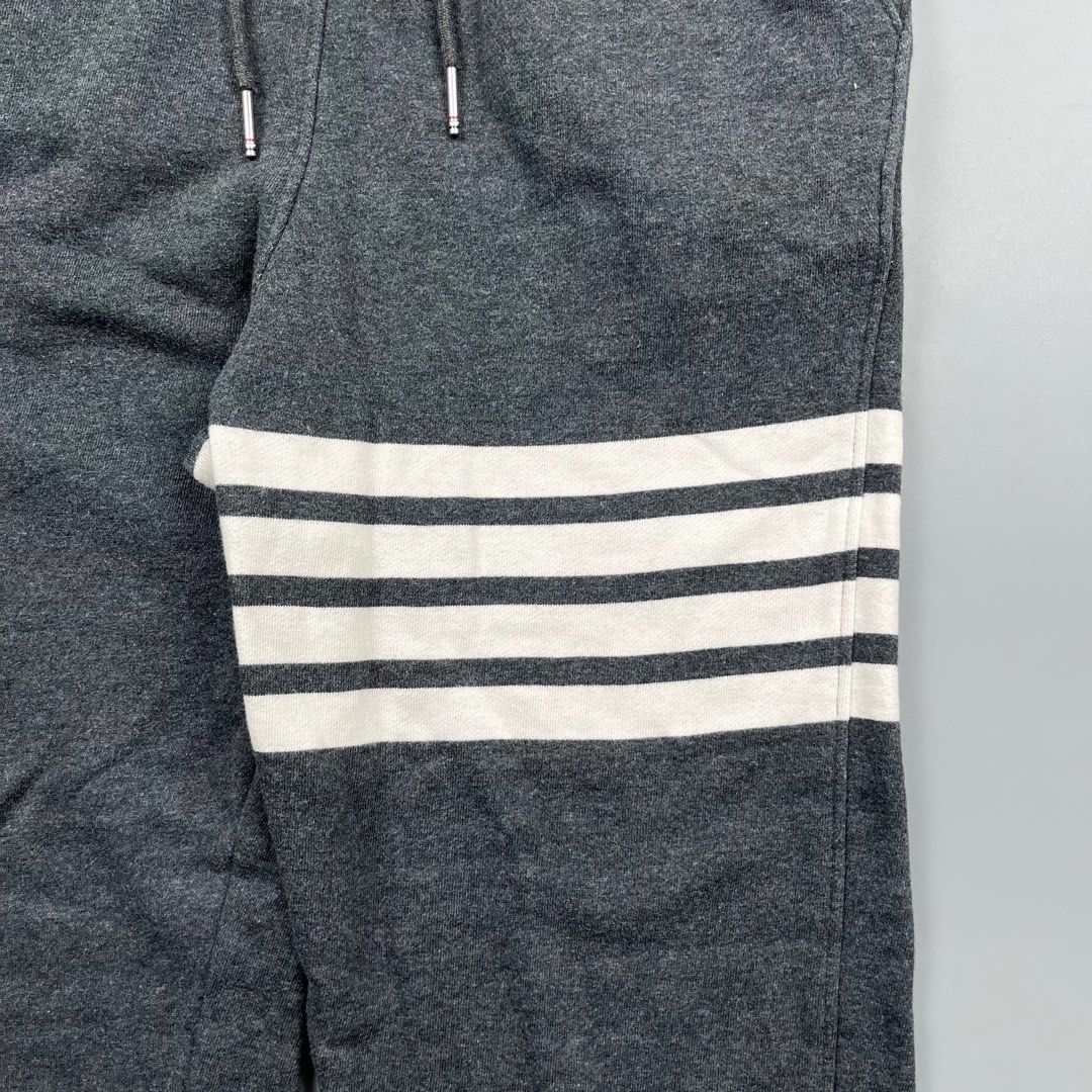 Thome Browne - 4 Bars Joggers Sweatpants (Category: Joggers) located in Subic. Submitted by splx.stff (Listing ID 1437504978, Image 3). Description: No Flaw Excellent Condition All details are posted - Waistline: 16 Length: 39 - Feel free to offer Ask before you buy No return No Refund.