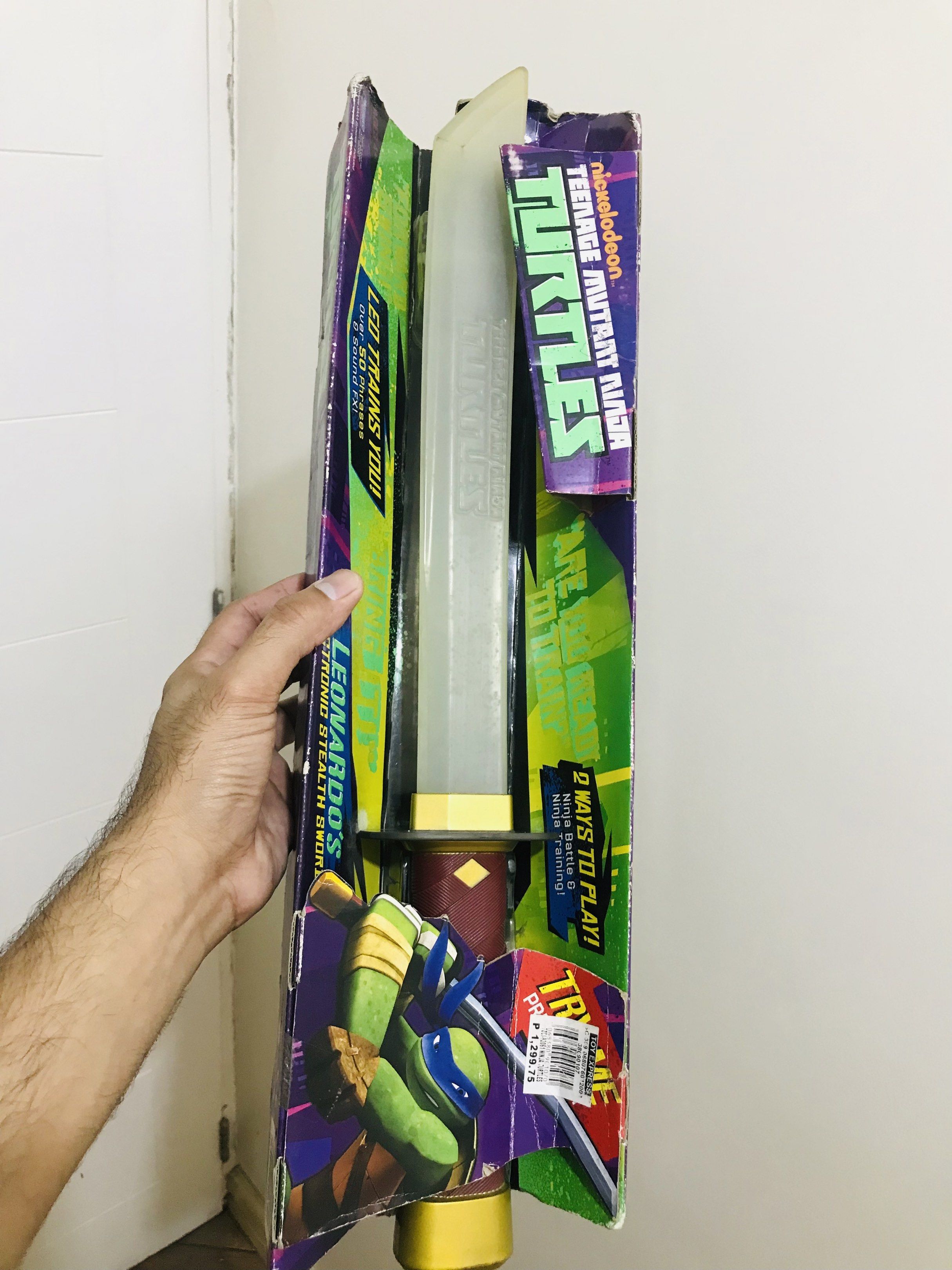 TMNT leonardo sword 2009 (Category: Action & Battle Toys) located in Quezon City. Submitted by regiegeorg77224 (Listing ID 1437510768, Image 3). Description: Vintage Playmates TMNT Brandnew QC area Lalamove Bank financing.