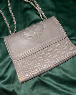 (Kategori: ) berada di . Dikirim oleh authenticshopper (ID iklan 1437427016, Gambar 1). Deskripsi: .