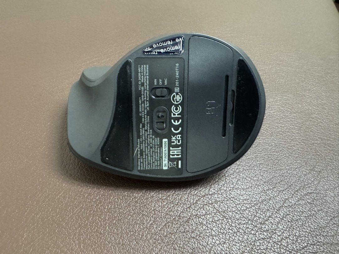 UGREEN Vertical 4000DPI 2.4G Ergonomic Wireless Silent Click Mouse452021057309255684