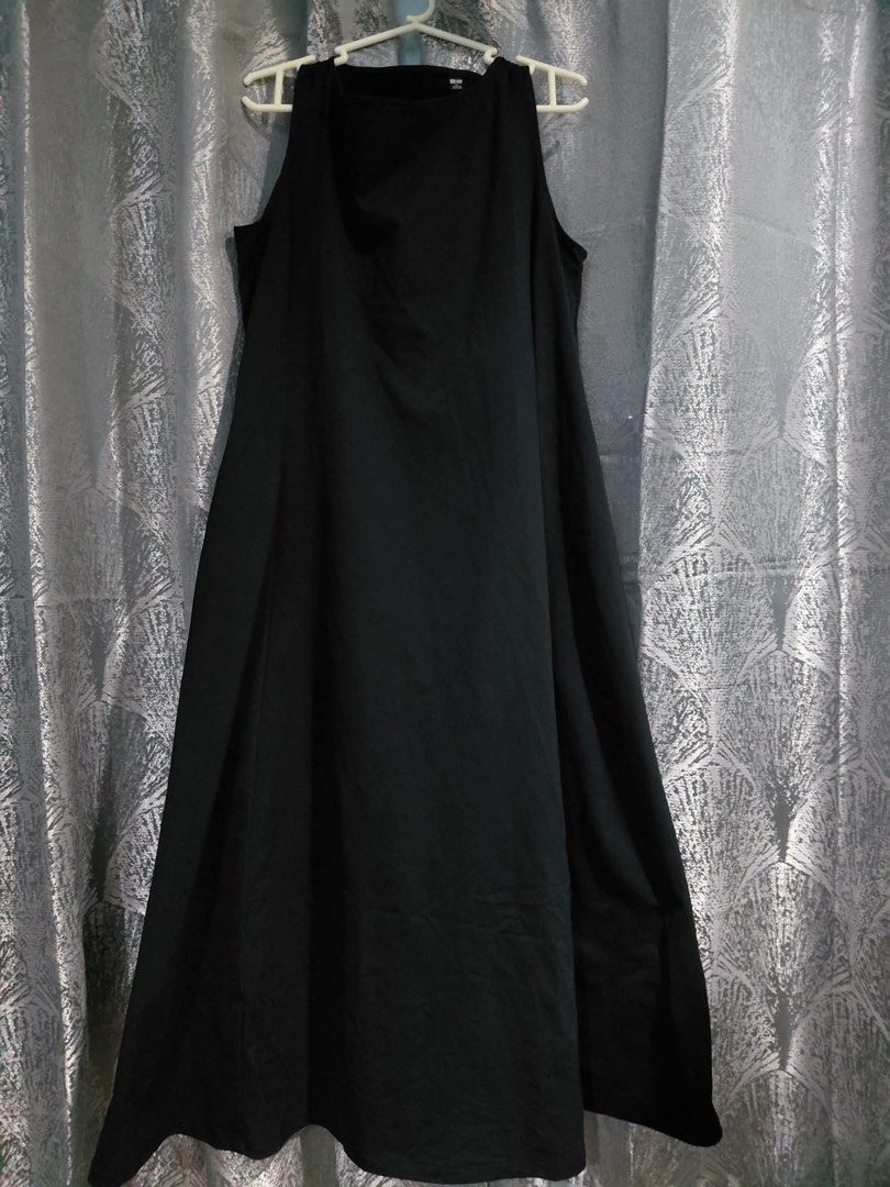 Uniqlo Airism Black Maxi (Category: Dresses) located in Iligan City. Submitted by bartolorec40249 (Listing ID 1437555775, Image 1). Description: Good condition ✅ Small to Large✅ No flaws ✅ Very comfty ✅ Very Black ✅.