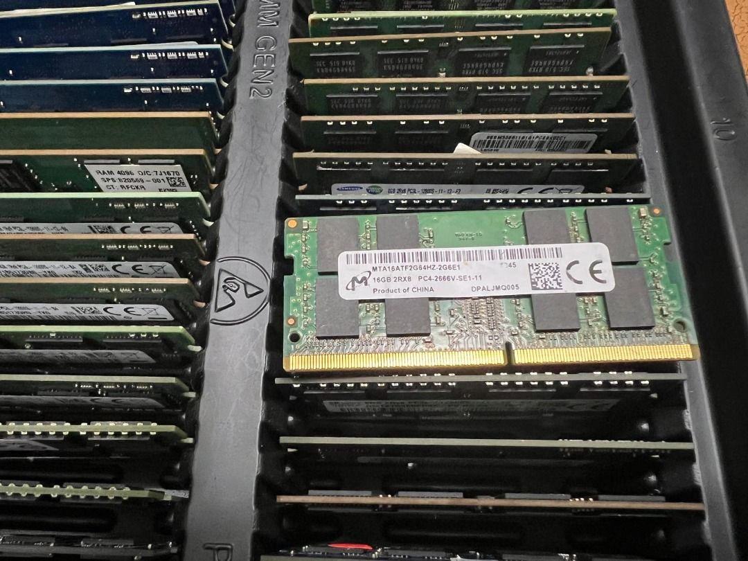 Various Laptop RAM Modules452037824165990400